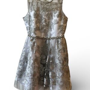 Silver & White Floral Overlay Sleeveless Formal Party Dress Girls Size 12